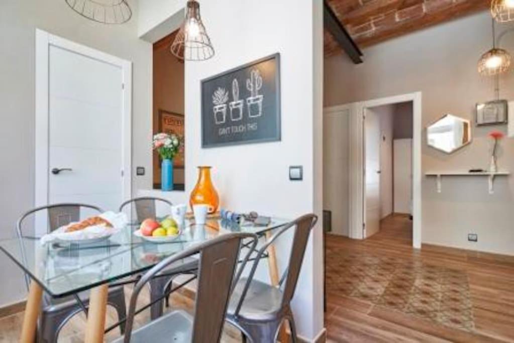 Bebarceloner Sants Apartments - 2 Bedrooms Esterno foto