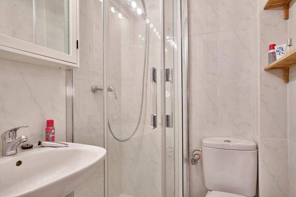 Bebarceloner Sants Apartments - 2 Bedrooms Esterno foto